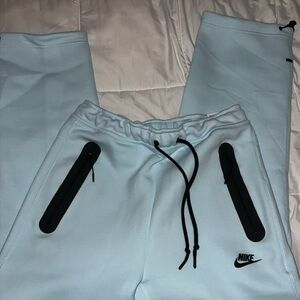 Nike tech sweatpants